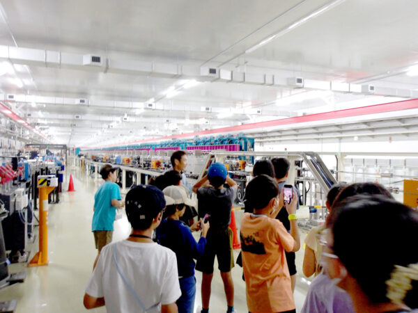 大型研究施設見学