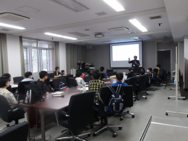 中学生・高校生データサイエンスコンテスト聴講