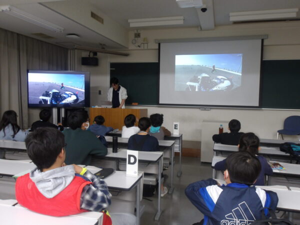 学生フォーミュラチームとレスキューロボット研究会見学