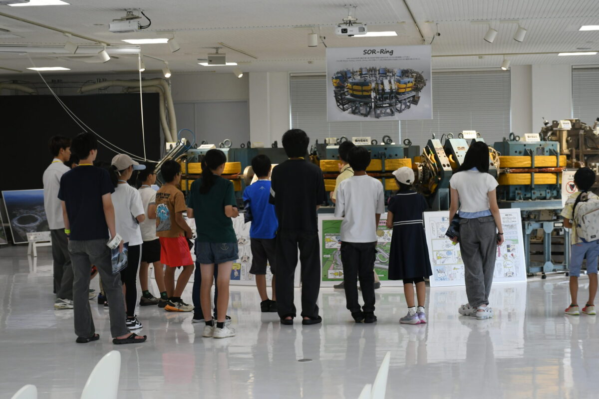 ひょうご環境体験館、大型放射光施設SPring-8 訪問